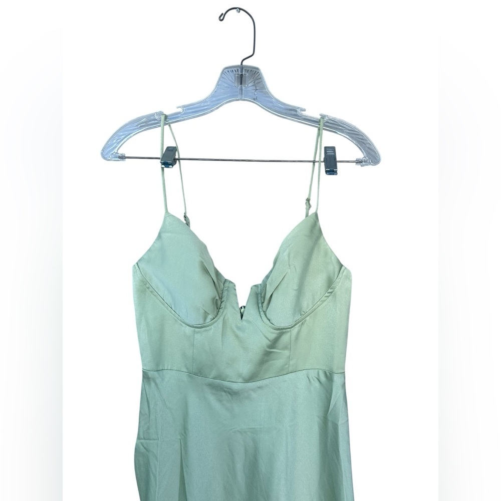 NWT Selfie Leslie Lake Como Fitted Bodice Cami Strap Midi Dress Avocado - Size M - Picture 5 of 14